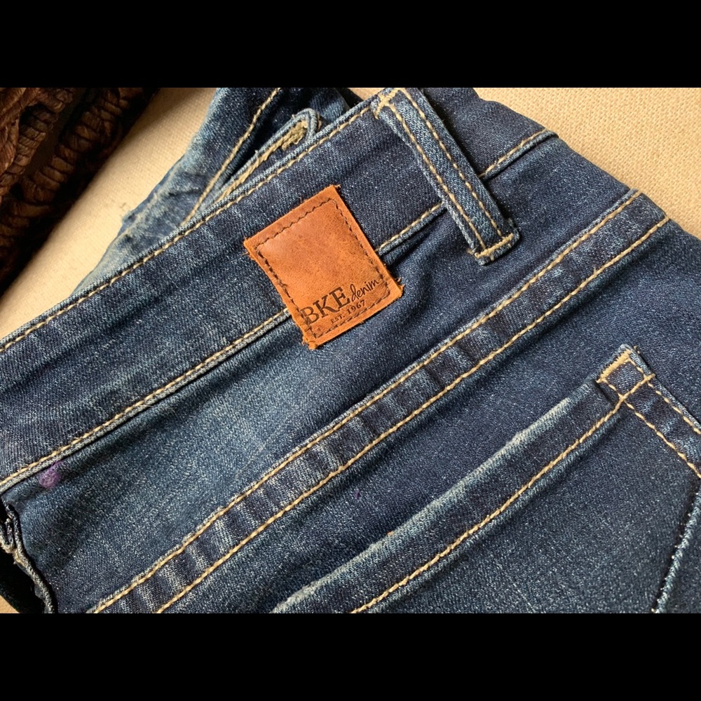 BKE Jean 29 Long Boot Cut barely worn.